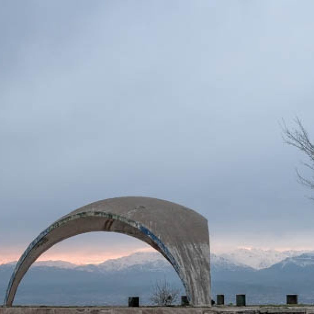 Guided Research Tours Across the Former Socialist Bloc